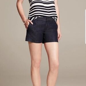 Banana Republic Hampton fit chambray shorts